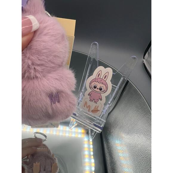 Pop Mart Pin For Love “M” “Motivation” CONFIRMED - Picture 5 of 5